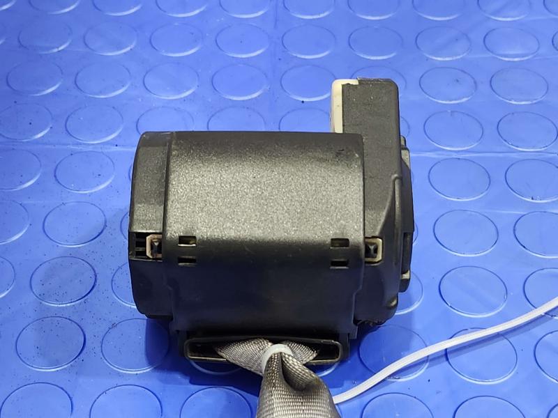 2005 Volkswagen Jetta Rear Seat Belt