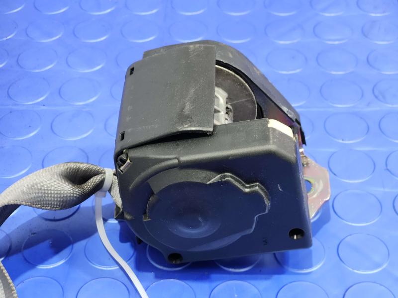 2005 Volkswagen Jetta Rear Seat Belt