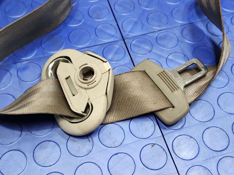 2005 Volkswagen Jetta Rear Seat Belt