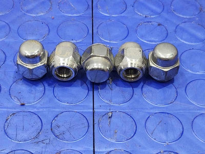 2021 Nissan Sentra Lug Nuts