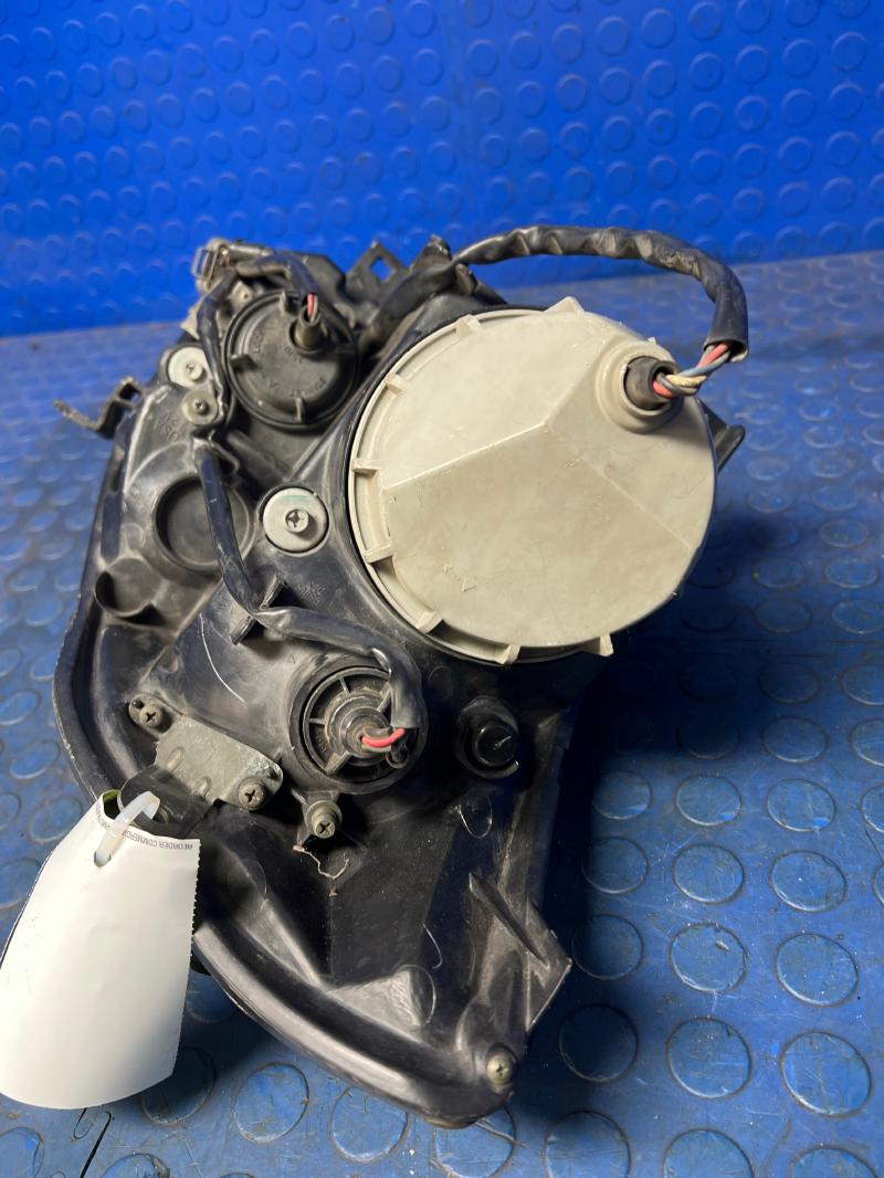 2004 Nissan Maxima Headlamp Assembly