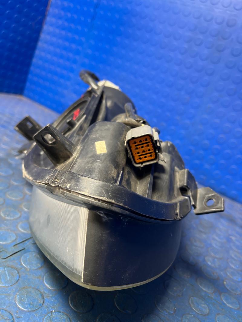 2004 Nissan Maxima Headlamp Assembly
