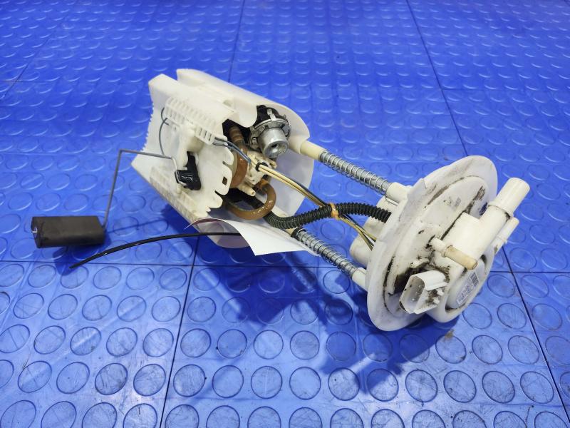 2017 Chrysler 200 2.4L Fuel Pump Assembly Genuine OEM Part 68084384AC