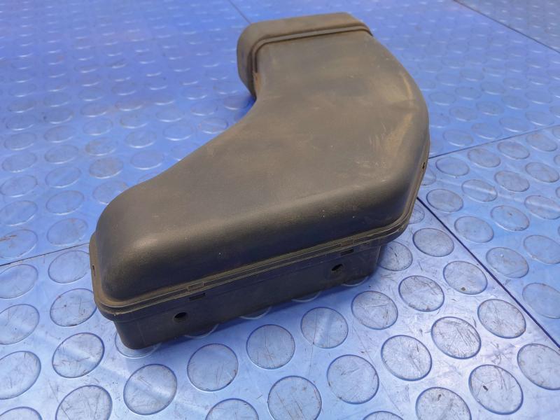 2010-2015 Hyundai Tucson 2.0L Engine Air Intake Duct Genuine OEM 282102S000