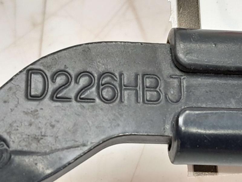2012 Genesis Genesis Wiper Arm