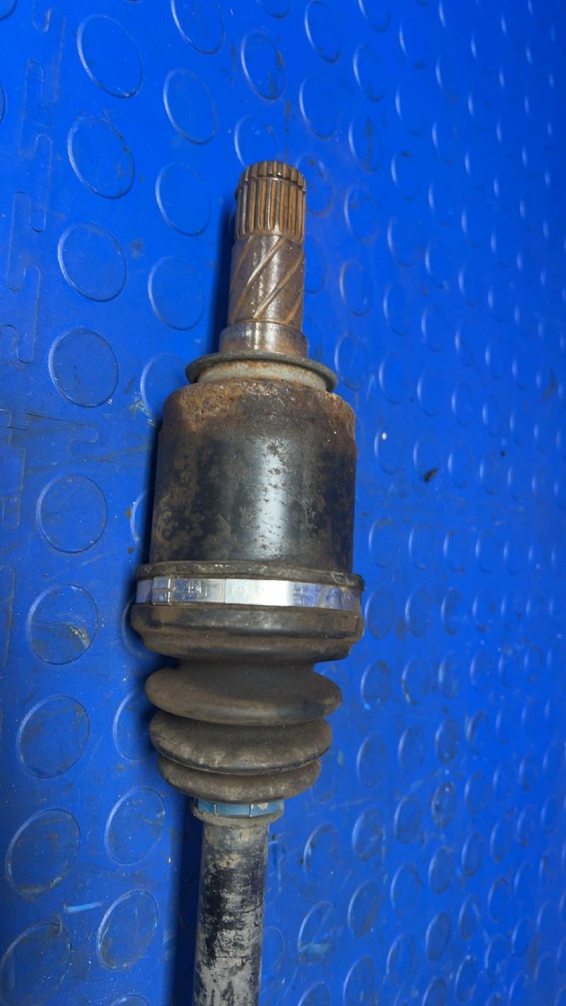 2014 Subaru Forester Axle Shaft