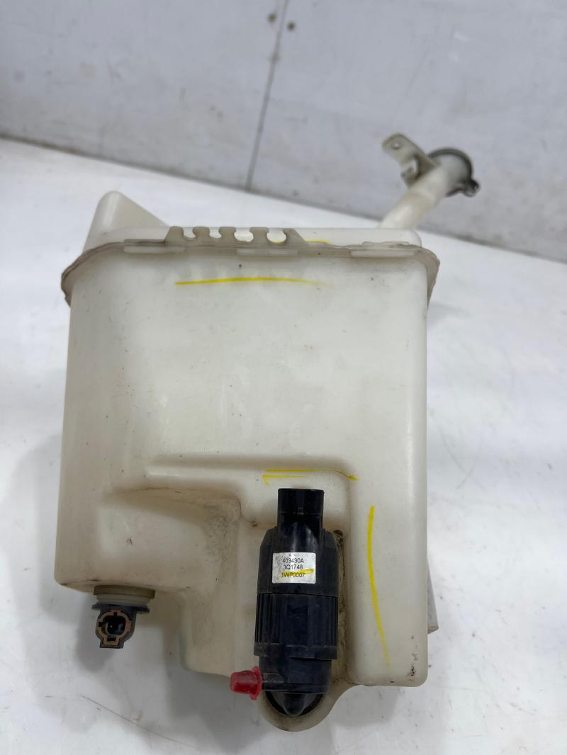 2013 - 2015 Nissan Sentra Windshield Washer Fluid Reservoir OEM 289103SG0A