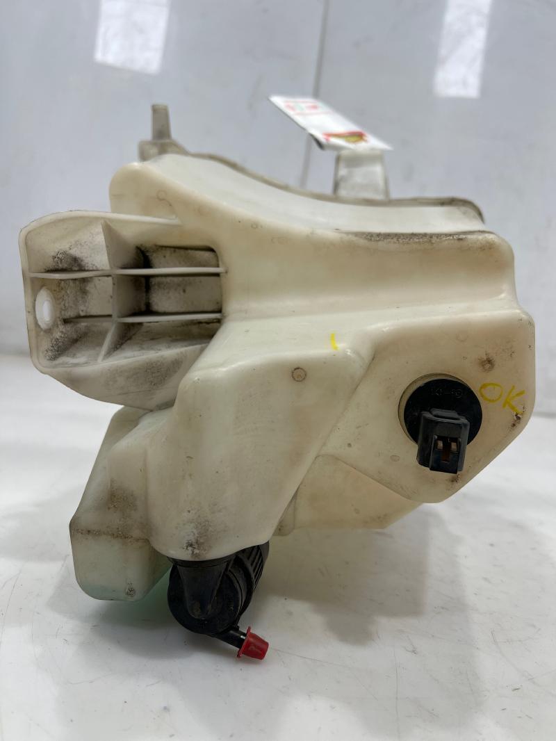 2013 - 2015 Nissan Sentra Windshield Washer Fluid Reservoir OEM 289103SG0A