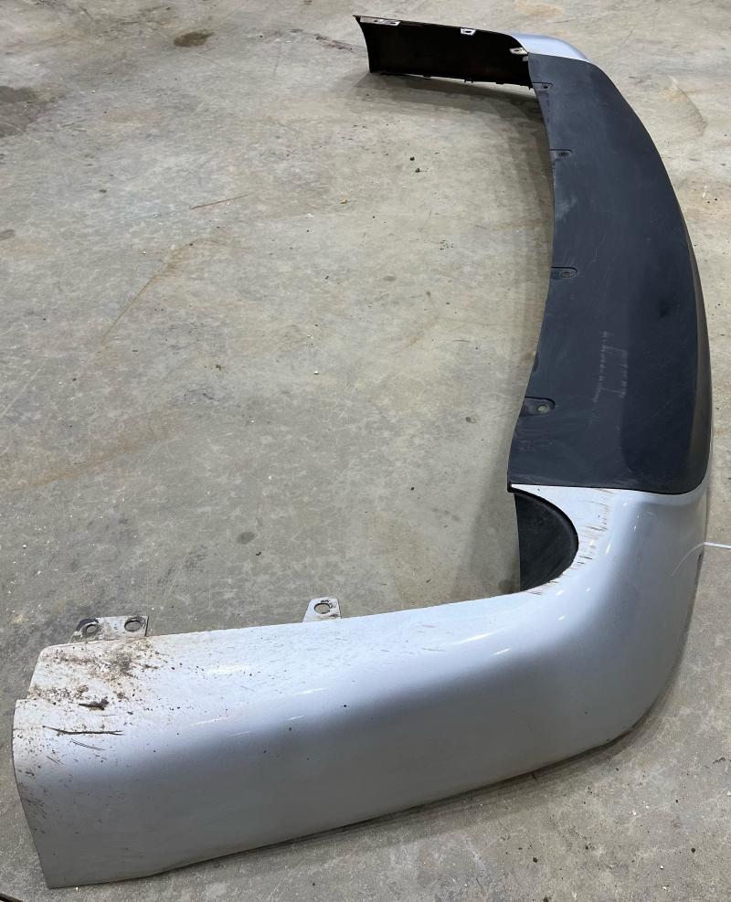 2016 Kia Sedona Bumper Cover - Rear