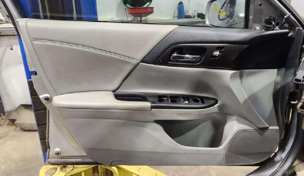 2014 Honda Accord Front Door Trim Panel