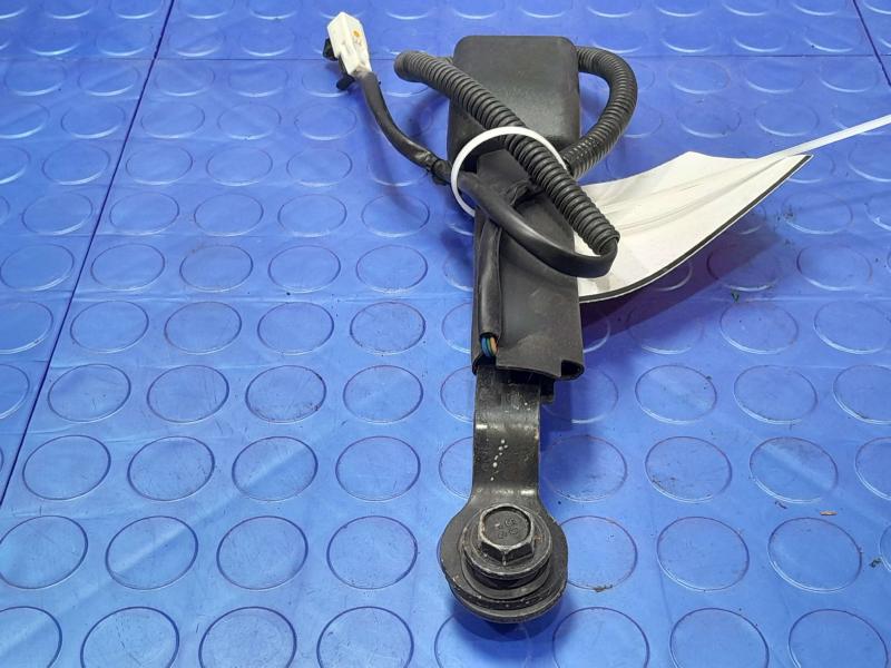 2013 Infiniti FX35 Front Seat Belt