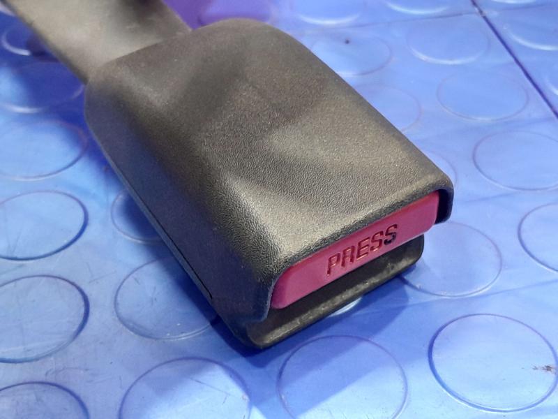 2013 Infiniti FX35 Front Seat Belt