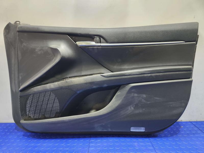 2019 Toyota Camry Front Door Trim Panel