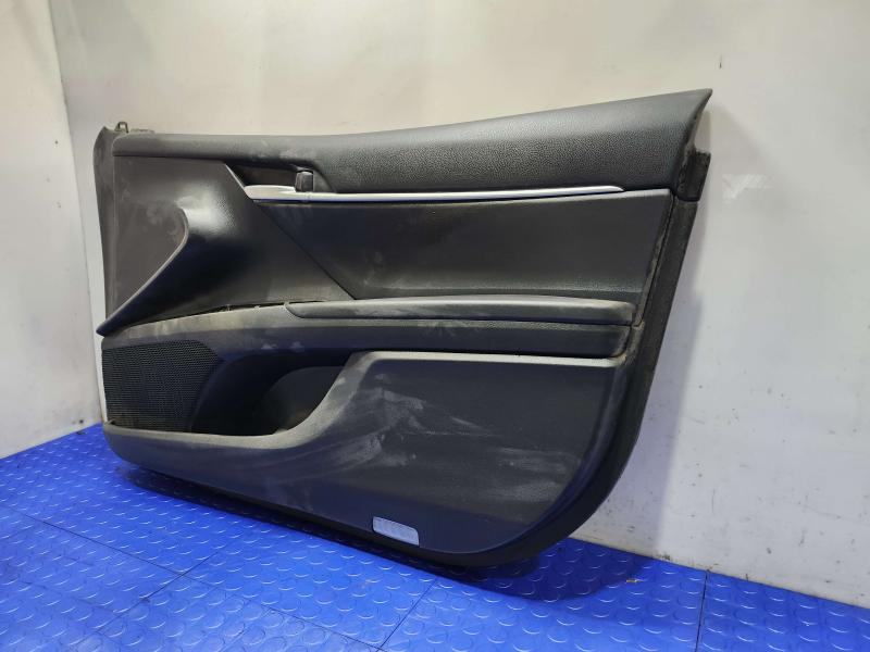 2019 Toyota Camry Front Door Trim Panel
