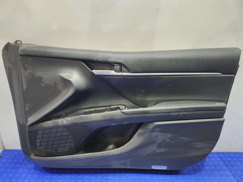 2019 Toyota Camry Front Door Trim Panel