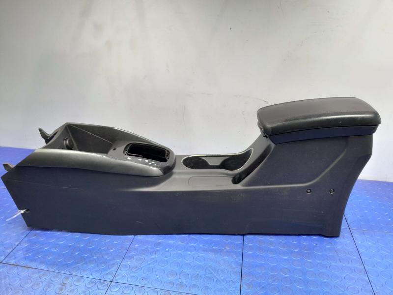 2013 Kia Forte Front Console