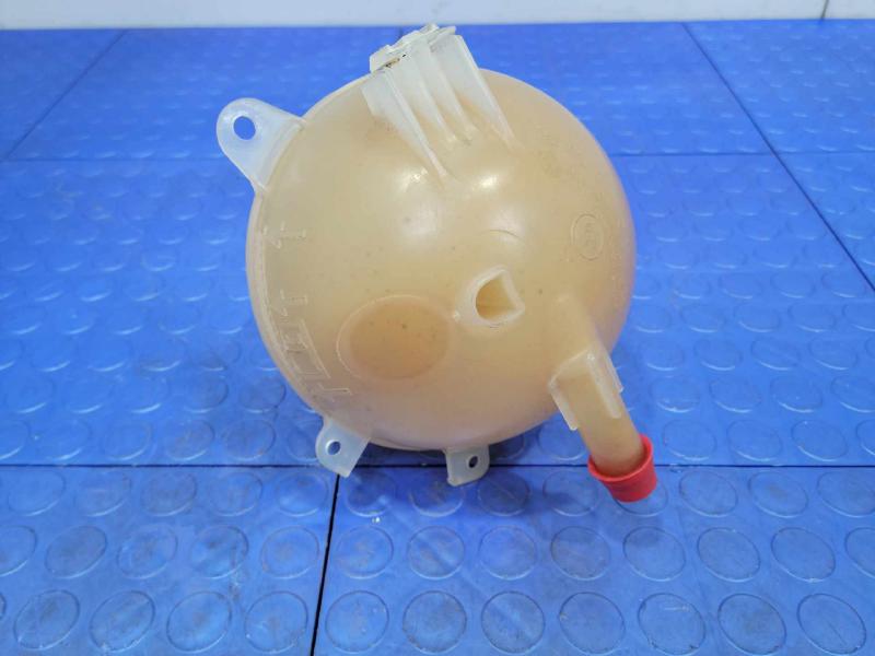 2018 Chevrolet Malibu Coolant Recovery Bottle