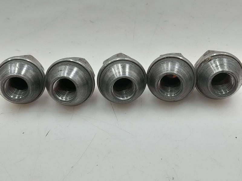 2017 Ford Focus Lug Nuts