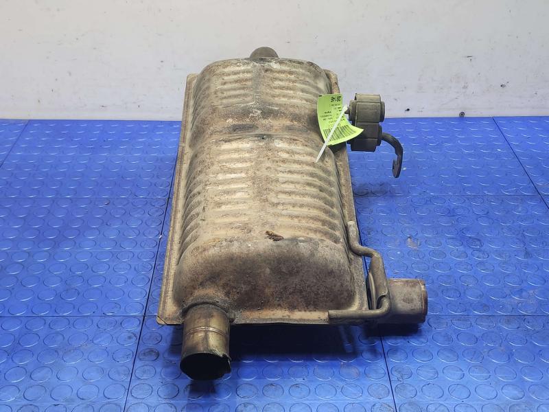 2003 Lincoln Town Car Muffler