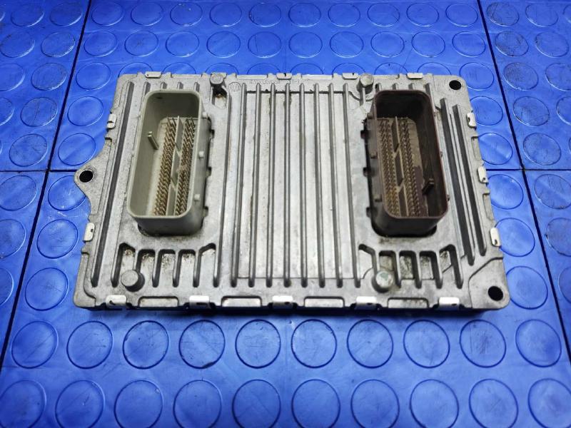 2012 Chrysler 200 Engine/Motor Brain Box