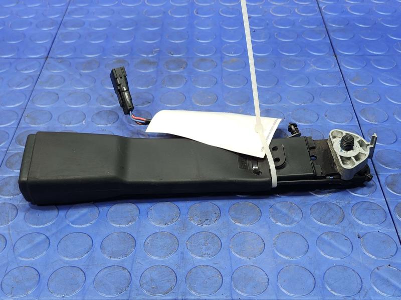 2021 Ford Explorer Front Seat Belt