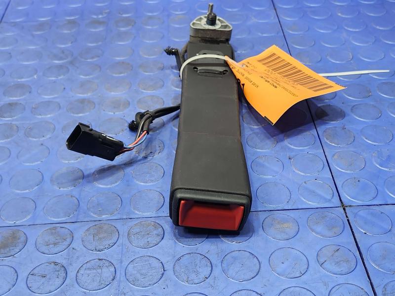 2021 Ford Explorer Front Seat Belt