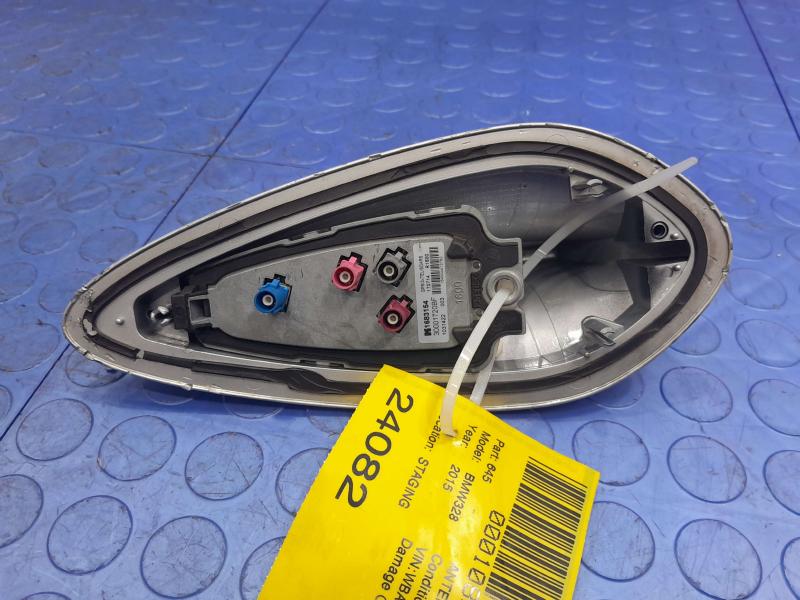 2012-2018 BMW 320i 328i F30 GPS Antenna Assembly Silver A83 OEM