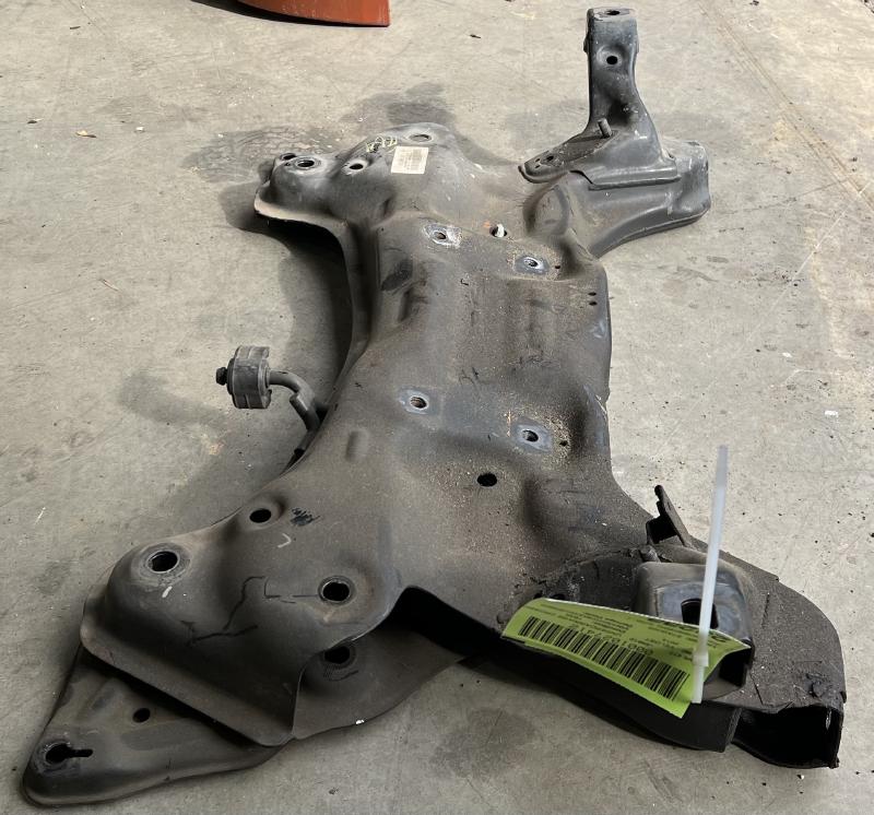 2014 Hyundai Veloster Crossmember/Cradle/Undercarria
