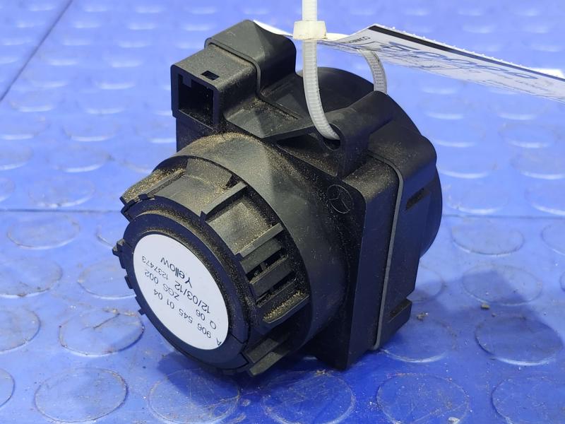 2012 Mercedes Sprinter Headlight Switch (Dash Mtd)