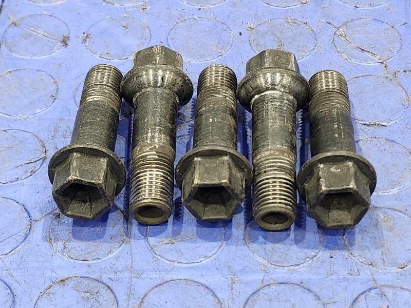 2012 Mercedes ML-Class Lug Nuts