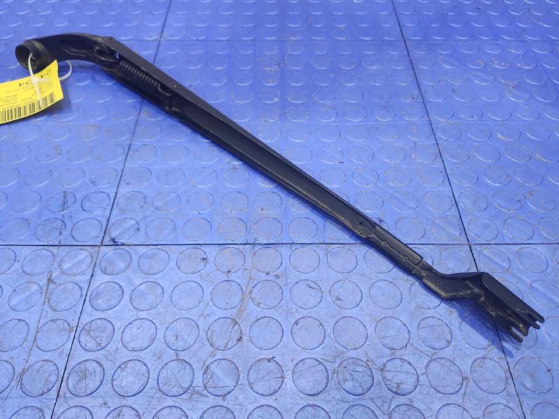 2016 Toyota Prius Wiper Arm