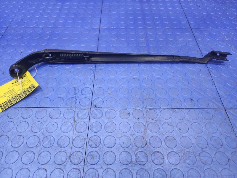 2016 Toyota Prius Wiper Arm