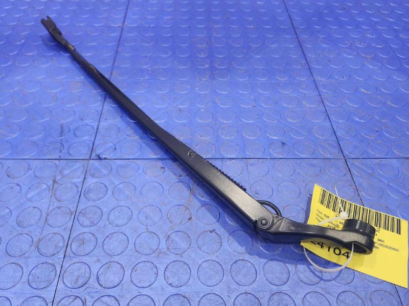2016 Toyota Prius Wiper Arm