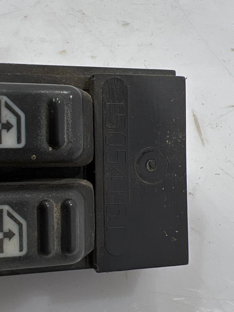 2001 GMC Sierra 1500 Door Switch Front