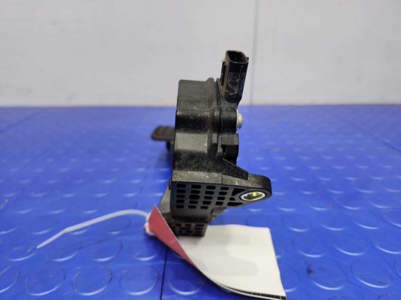 2019-2024 Subaru Forester Accelerator Pedal Assembly Genuine OEM 36010-FL021