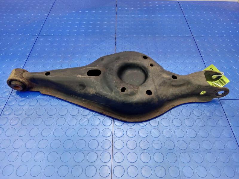 2015 Ford Taurus Lower Control Arm Rr