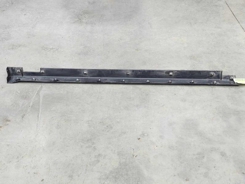 2014 Hyundai Santa Fe Rocker Moulding