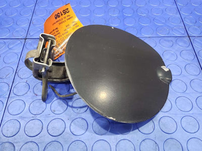 2006 Ford Mustang Fuel Tank Door