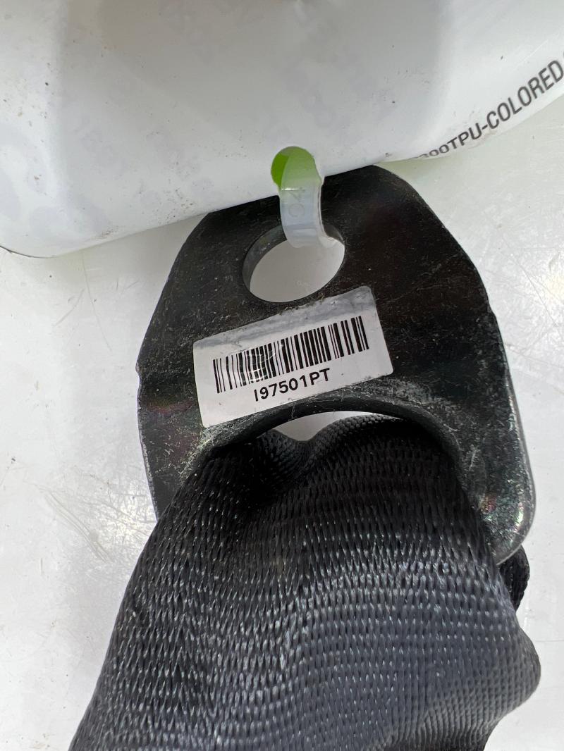 2020 - 2023 Nissan Versa Rear Center Seat Belt Buckle Black OEM