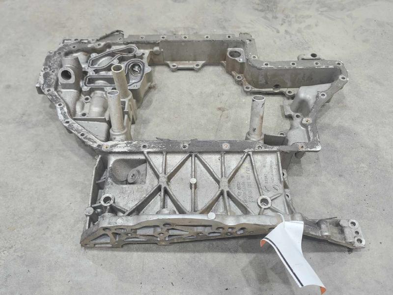 2007 Audi Q7 Oil Pan