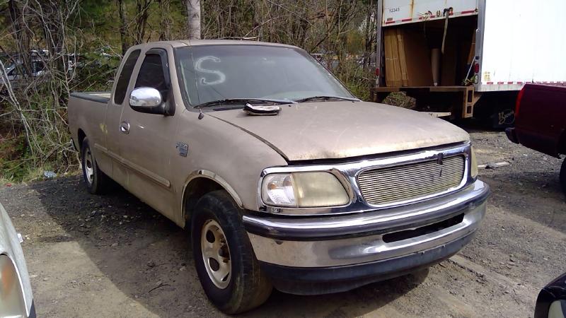 1998 Ford F-150 Exhaust Manifold