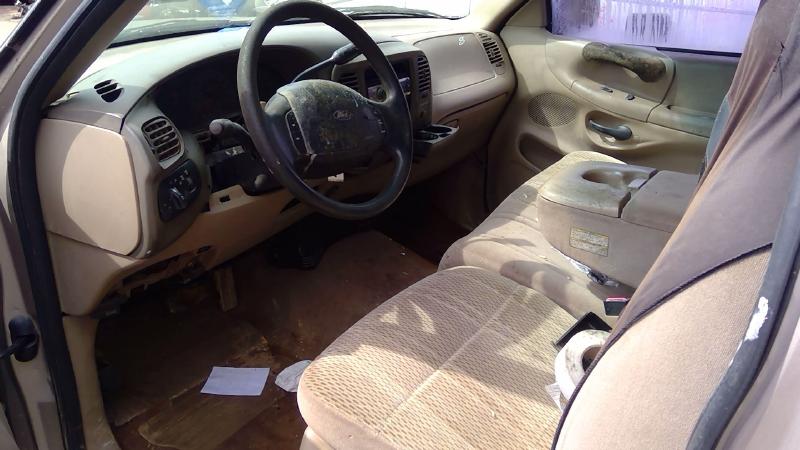 1998 Ford F-150 Front Door Latch