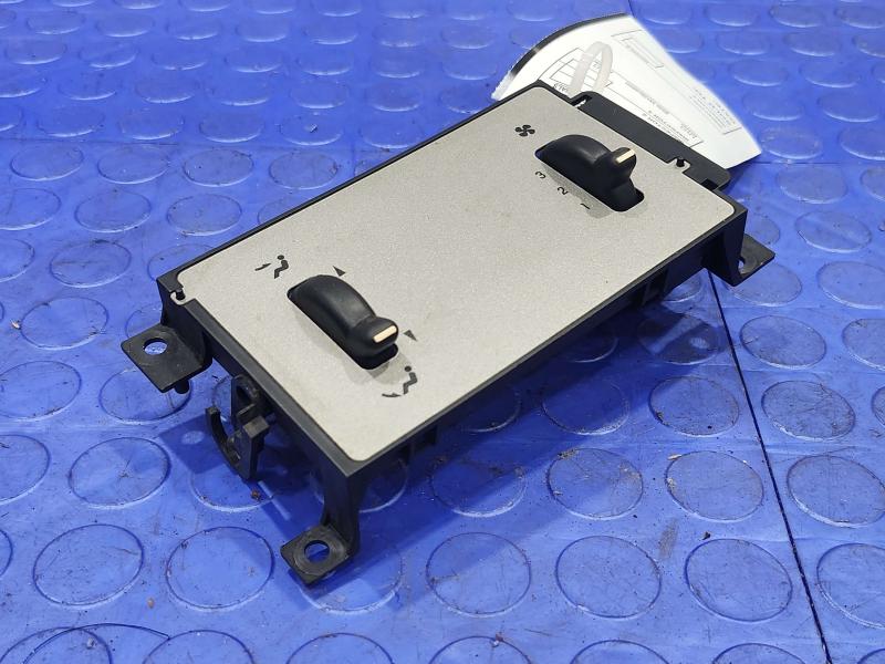 2004 Ford Explorer Heater A/C Control