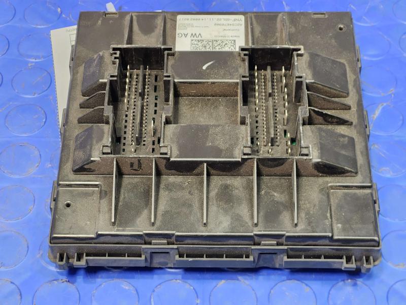 2015 Volkswagen Beetle 1.8L Hatchback Body Control Module BCM OEM 5C0937087L
