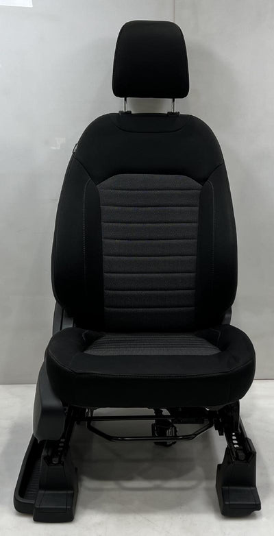 2020 Ford Edge Front Seat