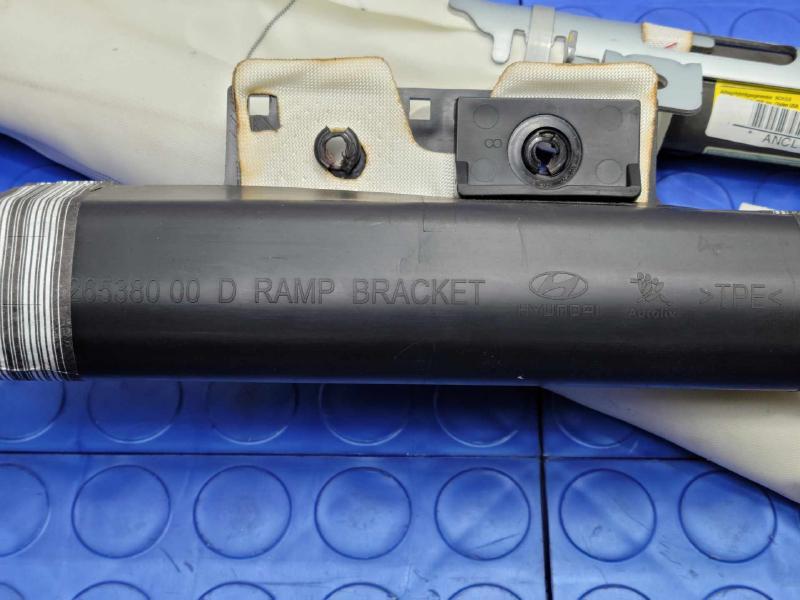 2013 Hyundai Santa Fe Air Bag