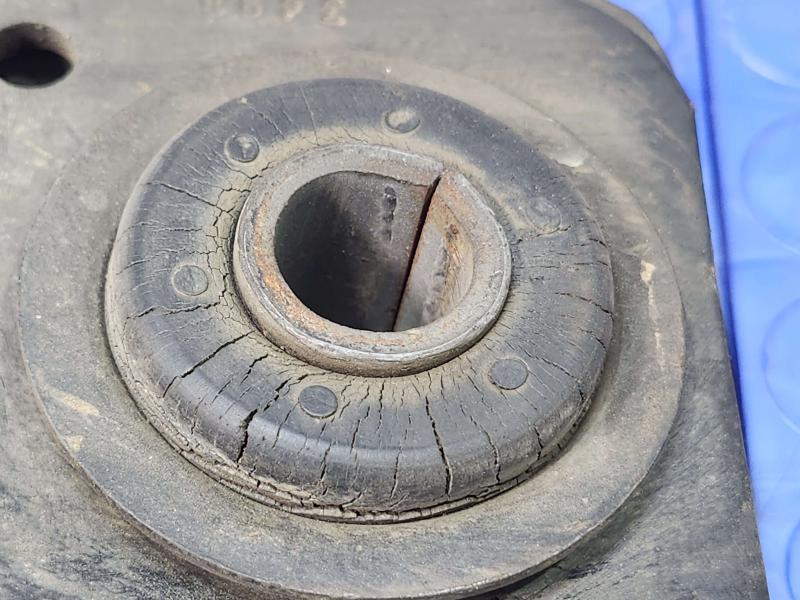 2012 Ford F-250 Super Duty Lower Control Arm Front