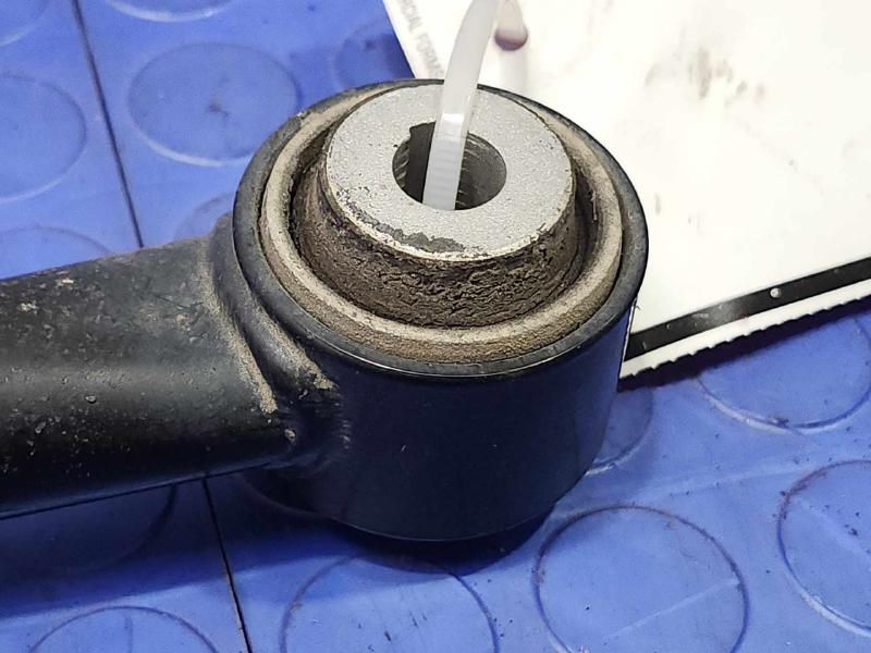 2021 Jeep Renegade Lower Control Arm Rr