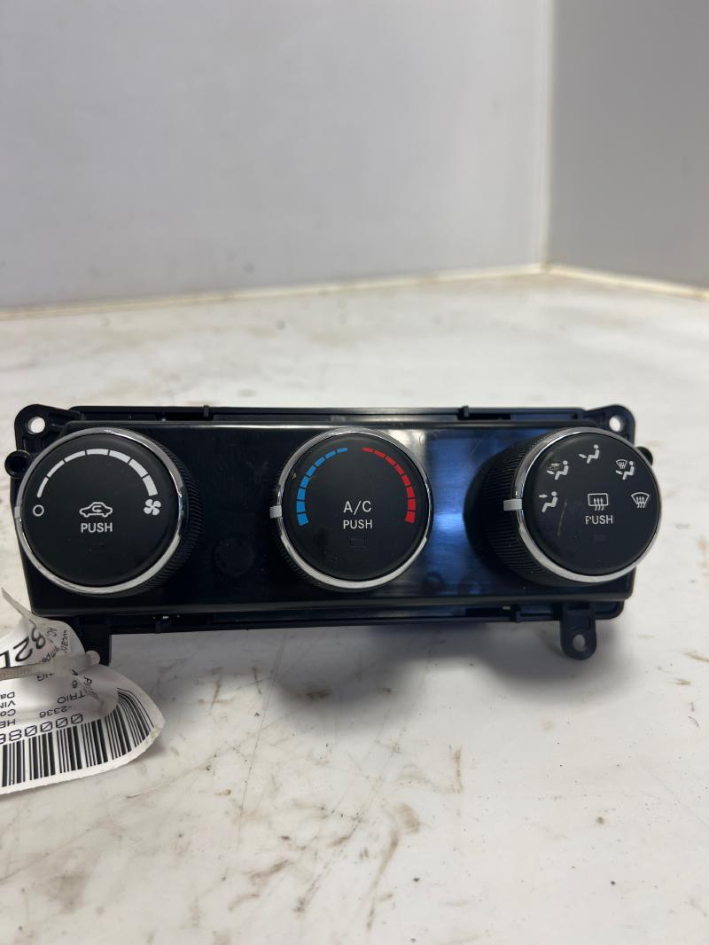 2016 Jeep Patriot Heater A/C Control