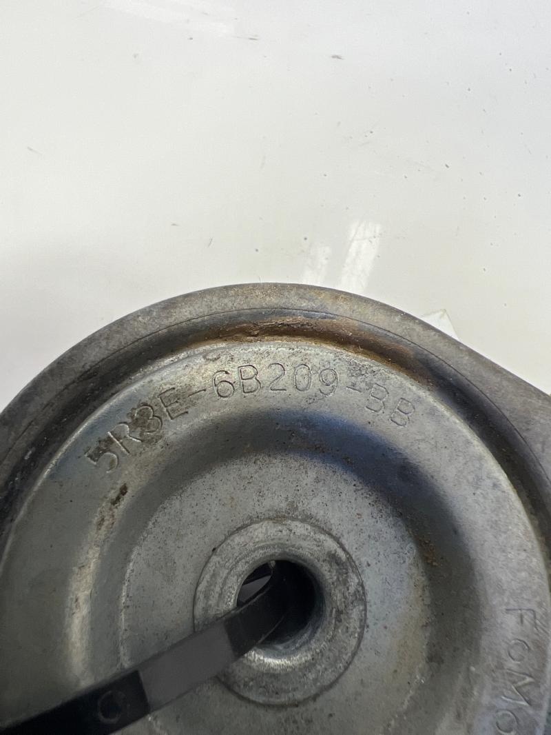 2005 Ford Mustang Engine Belt Tensioner